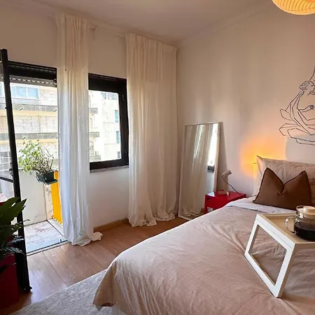 Near The Metro In Apartman